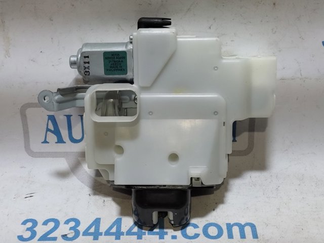 Замок крышки багажника 905520AQ000 NISSAN