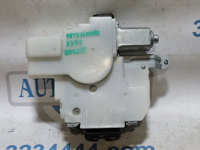 905520AQ000 Замок багажника купить Ирпень