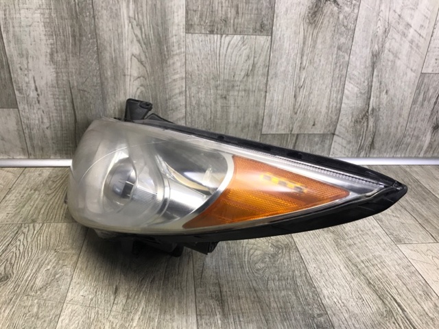 HYUNDAI 921014R050 Левая фара в наличии Запорожье