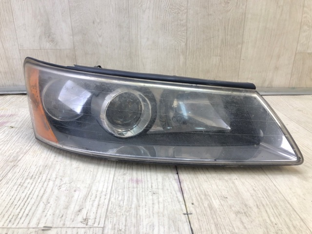Правая блок фара 921020A000 HYUNDAI