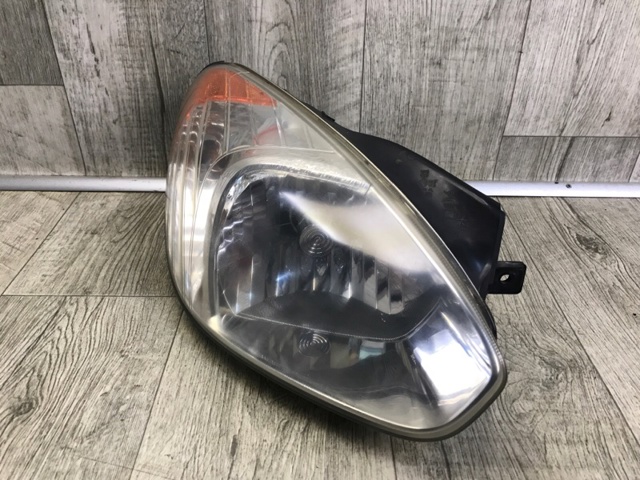 921021E0XX HYUNDAI Правая фара купить в Николаев
