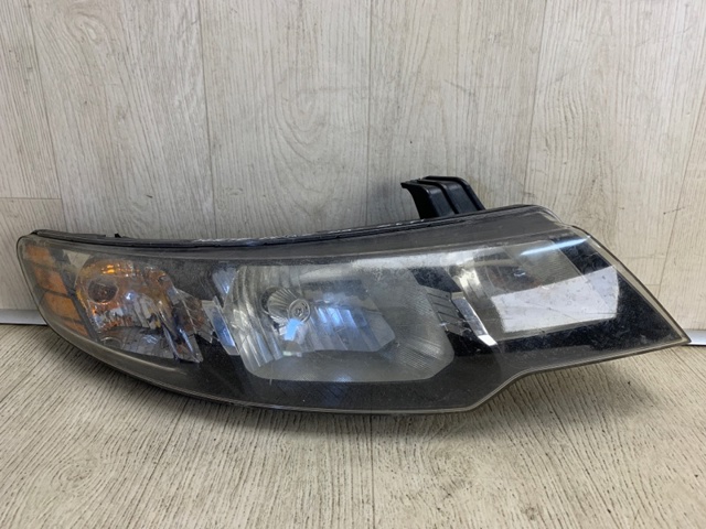 Основная фара - вставка 921021M230 HYUNDAI