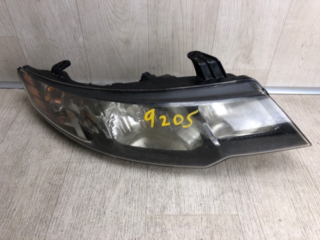 Вставка фары правой 921021MXXX HYUNDAI