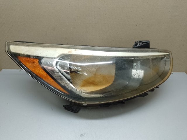 921021R710 HYUNDAI Фара правая купить в Ужгород