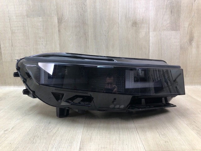 HYUNDAI 92102GI000 Правая фара в наличии Винница