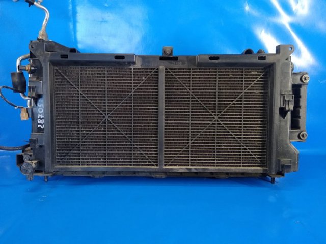 Радиатор кондиционера nissan leaf 10-17 921103NA0A