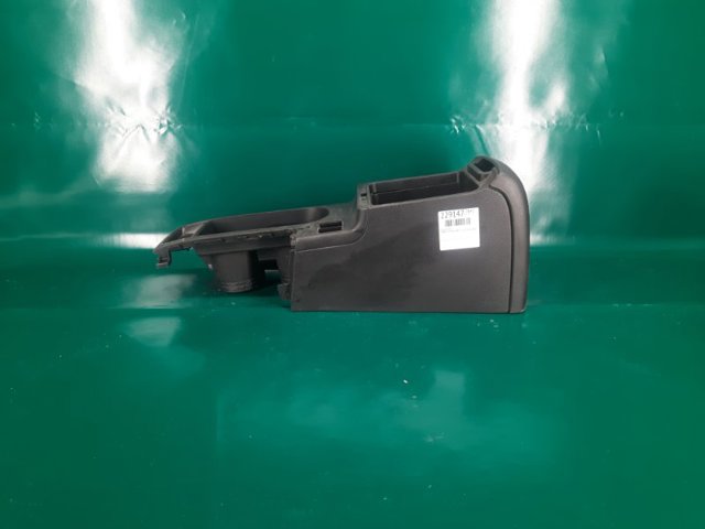 Центральная консоль торпеды 92113AG010JC SUBARU