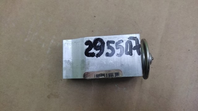 Терморегулирующий вентиль кондиционера 922003KA0A NISSAN