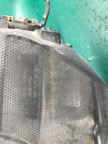 Правая противотуманная фара 922204R000 HYUNDAI