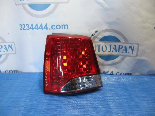 Задняя левая внешняя фара 924011U000 HYUNDAI