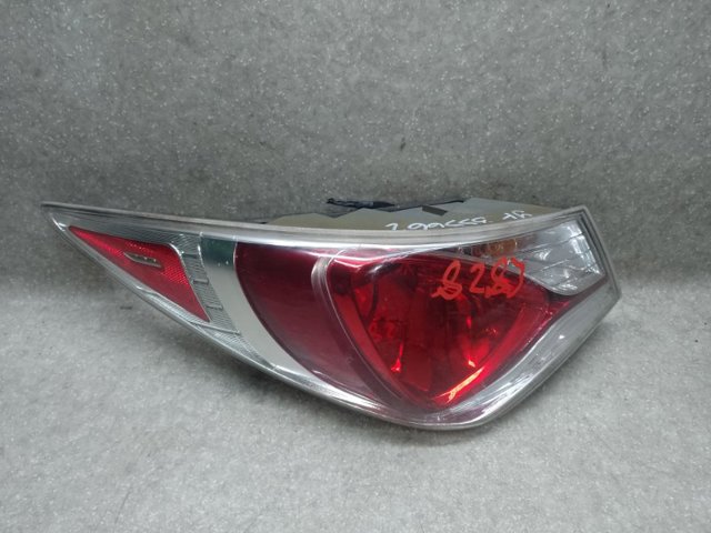 Задняя левая внешняя фара 924014R050 HYUNDAI