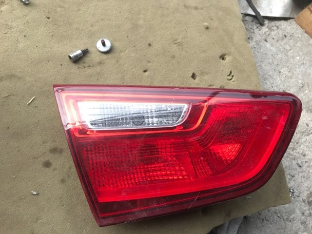 Задний левый внутренний фонарь 924034C500 HYUNDAI