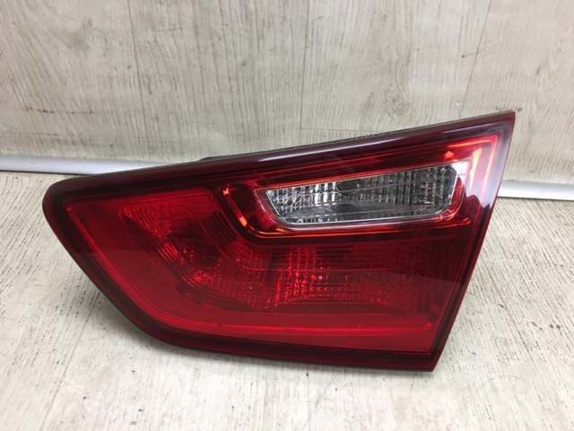 Фонарь задний правый, внутренний 924042T510 HYUNDAI