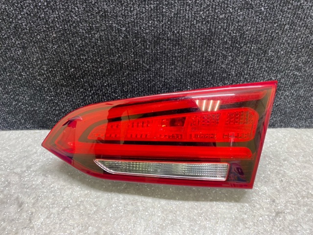 Фара задняя правая внутренняя 924064Z500 HYUNDAI