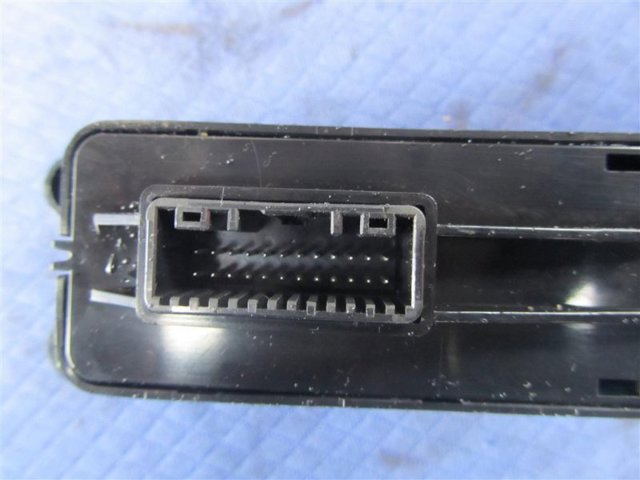HYUNDAI 93300D7400 в наличии Николаев
