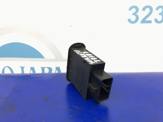 935503E000 HYUNDAI Кнопка салона привода крышки багажника (двери 3/5-й (ляды) купить в Винница