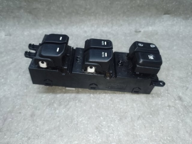 HYUNDAI 935702T030 в наличии Чернигов