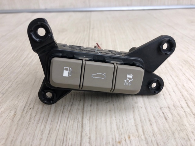 HYUNDAI 93750D4500 в наличии Каменское