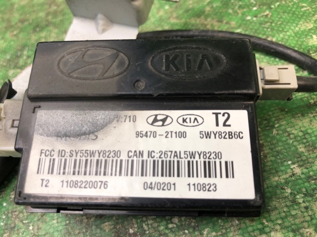 954702T100 HYUNDAI купить в Житомир