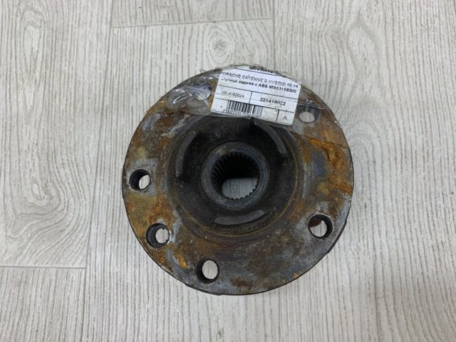 Подшипник ступицы пер/зад 95833158300 VAG