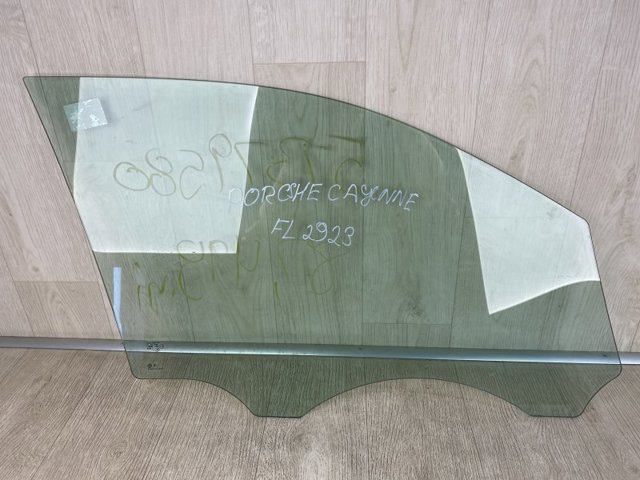 95854251100 Стекло двери передней левой купить Хмельницкий