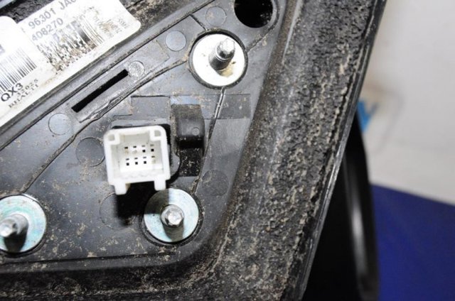 Зеркало заднего вида правое 96301JA04A NISSAN
