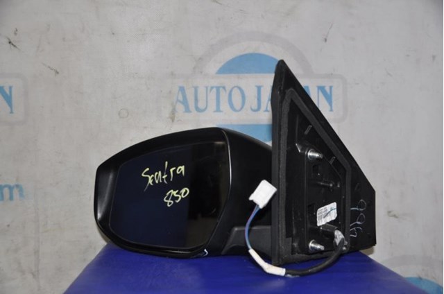 Боковое зеркало заднего вида в сборе 963023SG0B NISSAN