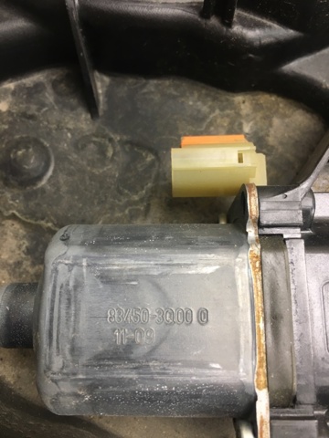 HYUNDAI 963303S000 в наличии Днепр