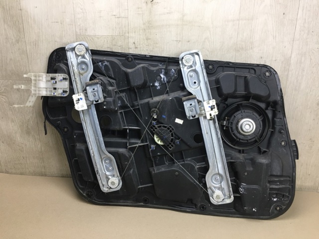 HYUNDAI 963303S000 в наличии Ирпень