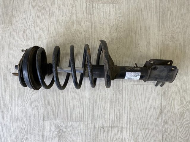 Амортизатор передней подвески правый 96491670 GM