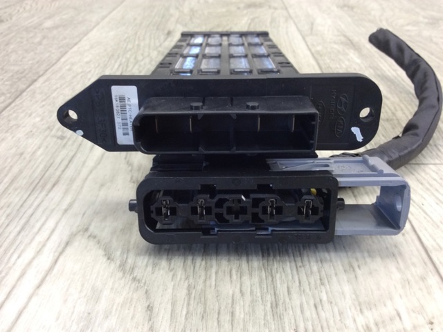 97192G2000 Электроподогреватель воздуха системы отопления салона купить Львов