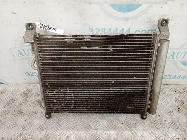 Конденсатор кондиционера 9760607200 HYUNDAI