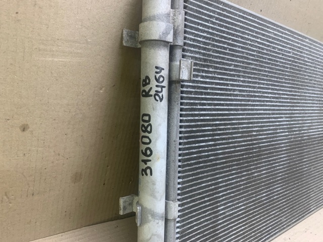976061W000 Радиатор кондиционера купить Киев