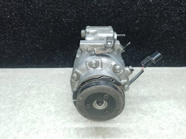 977011U500 HYUNDAI Компрессор кондиционера купить в Черновцы