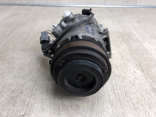 977012S601 HYUNDAI Компрессор кондиционера купить в Чернигов