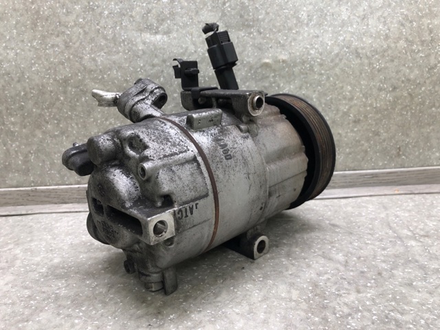 HYUNDAI 97701A5800 Компрессор кондиционера в наличии Ирпень