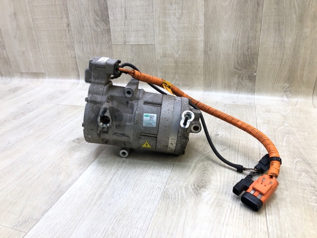 Насос кондиционера 97701E4000 HYUNDAI