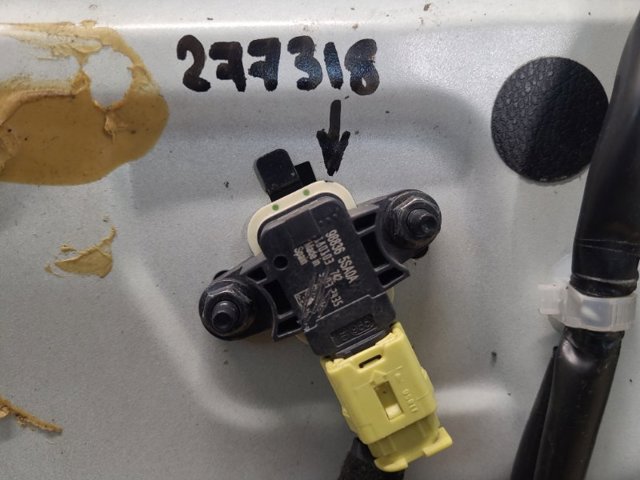 Датчик AIRBAG передний 988305RA8A NISSAN