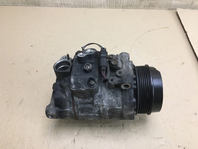 Компрессор системы кондиционирования A0022306711 MERCEDES