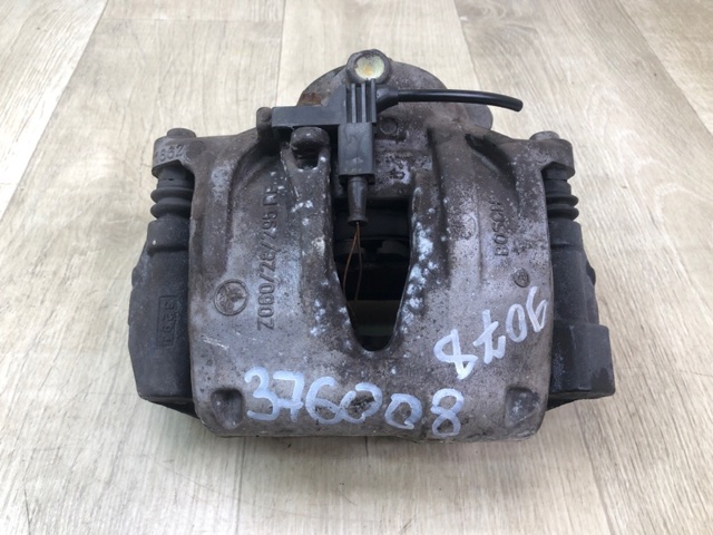 MERCEDES A0034200283 Суппорт тормозной передний правый в наличии Черновцы