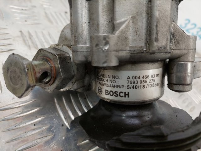 MERCEDES A0044668301 Насос ГУР в наличии Львов