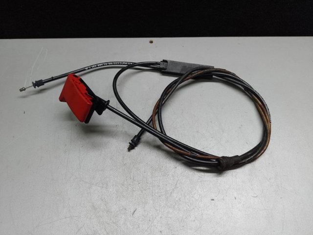 Трос замка капота A1648800159 MERCEDES