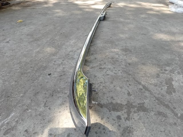 Рейлинг крыши левый A1648900193 MERCEDES