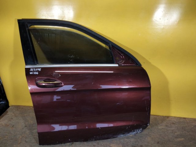 Пассажирская передняя дверь A1667200205 MERCEDES