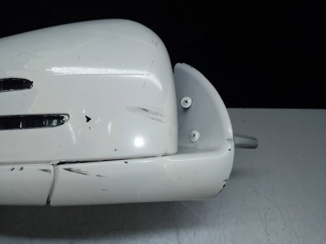 A16681002649040 MERCEDES Накладка (крышка) зеркала заднего вида правая купить в Запорожье