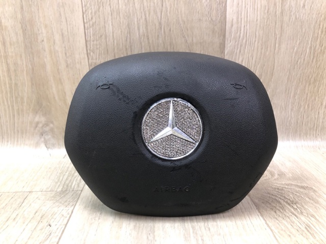 Подушка безопасности водителя A1668600002 MERCEDES
