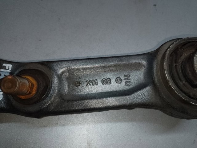 MERCEDES A2113309207 Нижний рычаг в наличии Житомир
