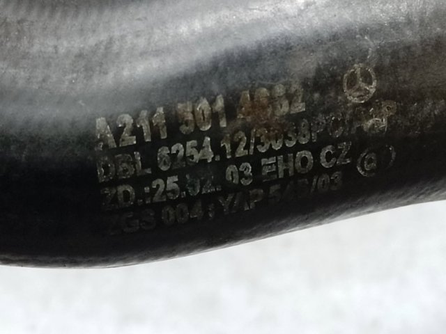 MERCEDES A2115014682 Шланг (патрубок) радиатора охлаждения нижний в наличии Черновцы