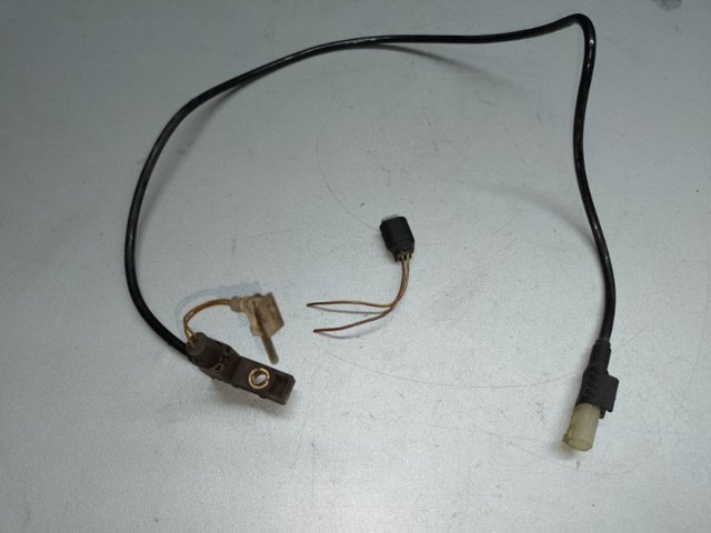 MERCEDES A2115401717 Датчик износа тормозных колодок задний в наличии Запорожье