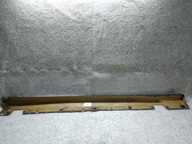 MERCEDES A21169803549999 Накладка (молдинг) порога наружная левая в наличии Винница